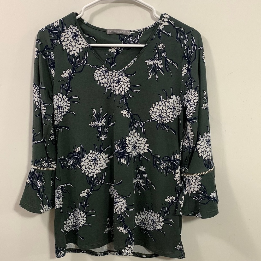 Loveappella Women’s V Neck long sleeve tunic some high low very cute good cond